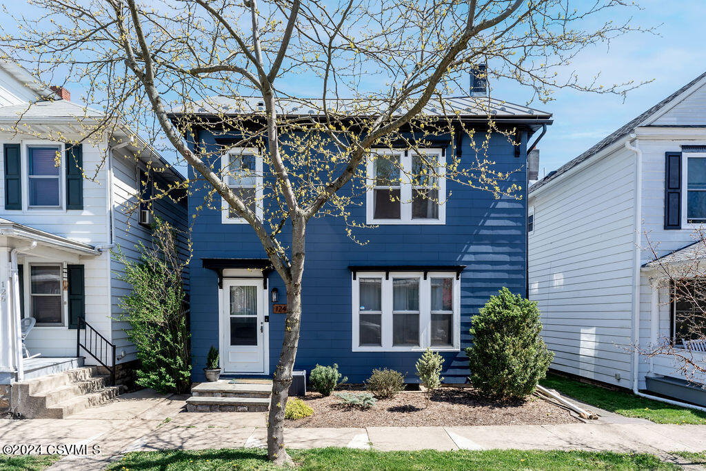 124 N FRONT Street