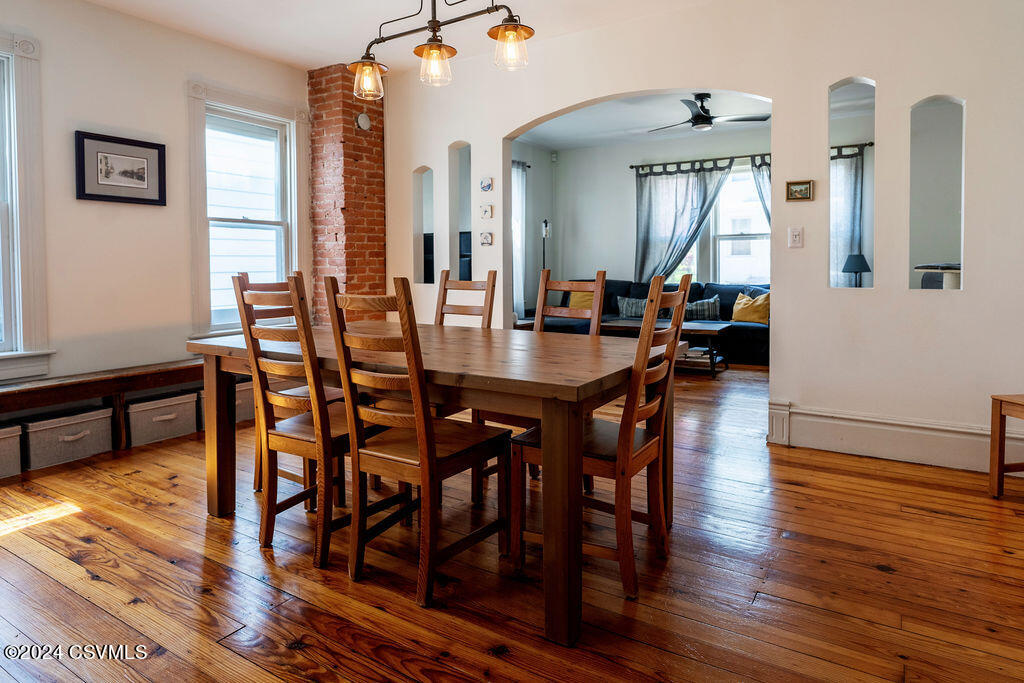 124 N FRONT Street