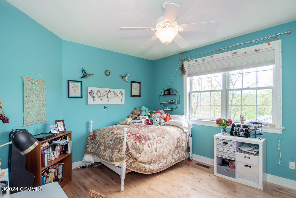 617 SPRINGHOUSE Drive