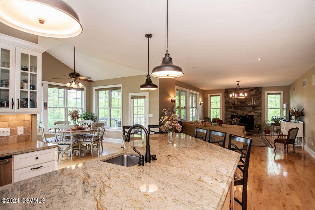 617 SPRINGHOUSE Drive