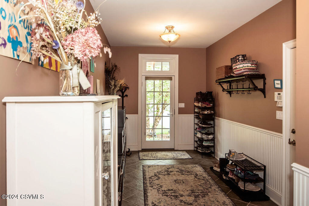 617 SPRINGHOUSE Drive
