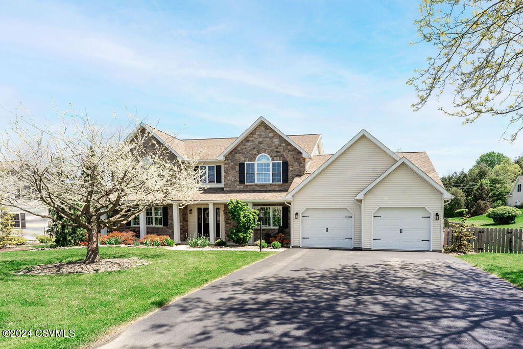 75 SUNNYSIDE Drive