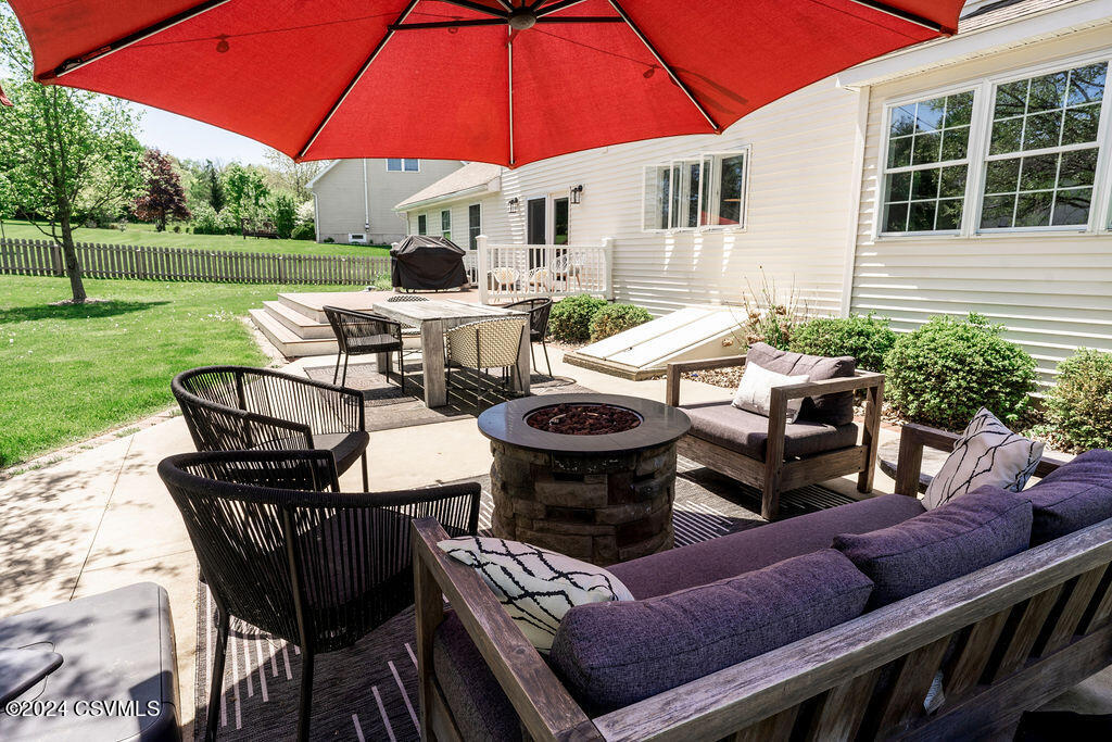 75 SUNNYSIDE Drive