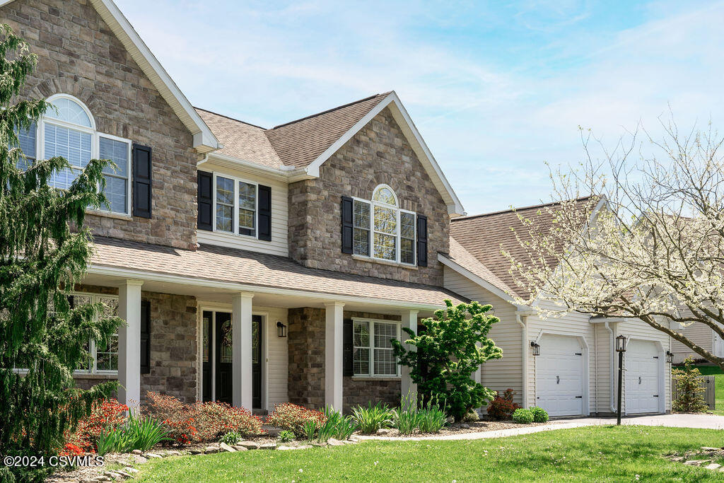 75 SUNNYSIDE Drive