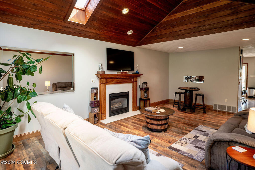 133 OLD ORCHARD Road