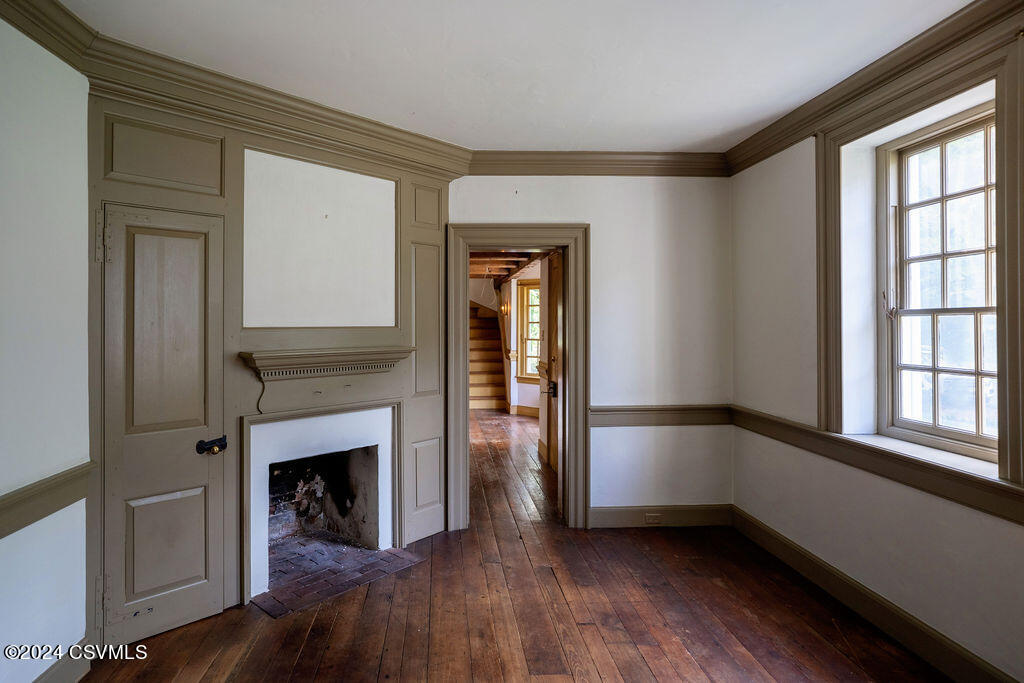 1115 ABBEY Lane
