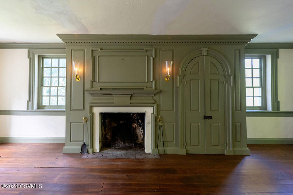 1115 ABBEY Lane