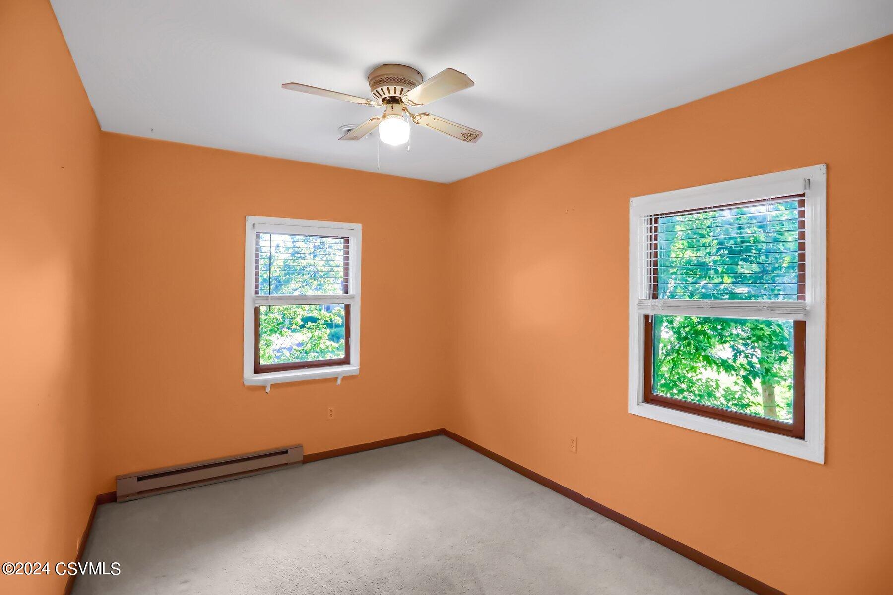 218 LAMPLIGHT Lane