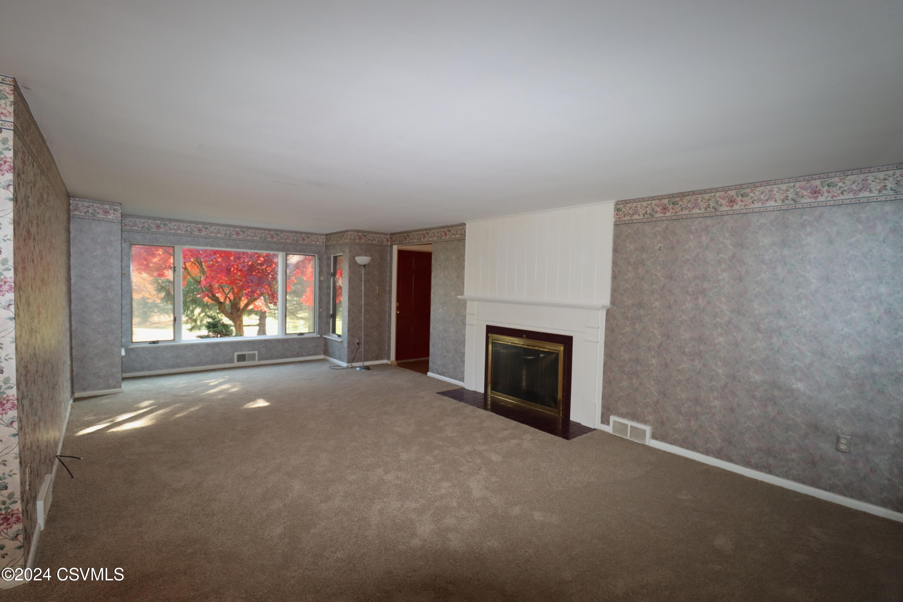 14 ANLYN Drive