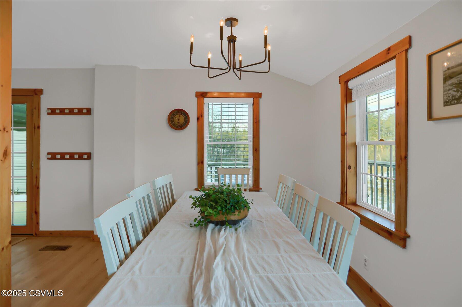 2550 PLEASANT VIEW Road