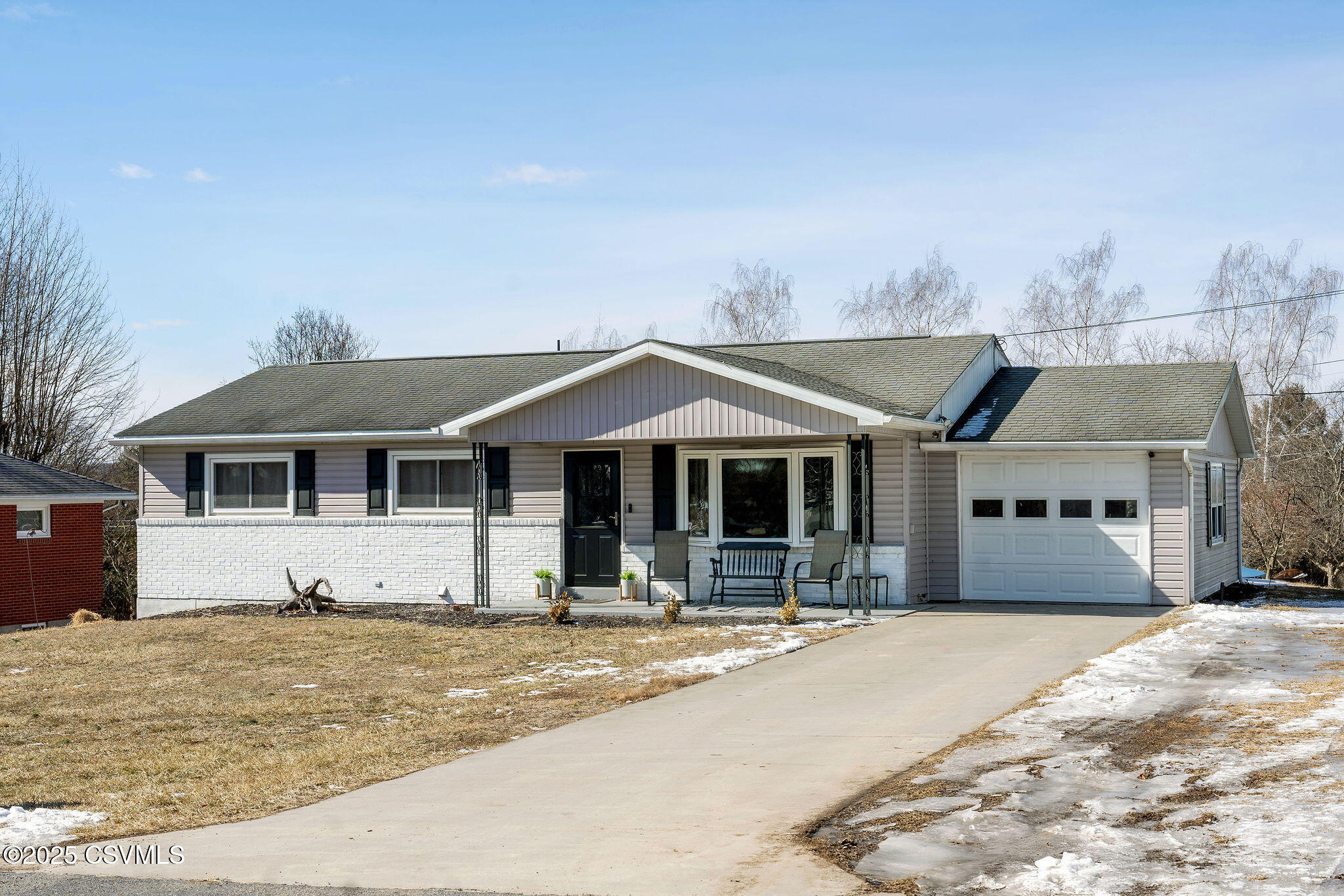 795 SUNSET Lane