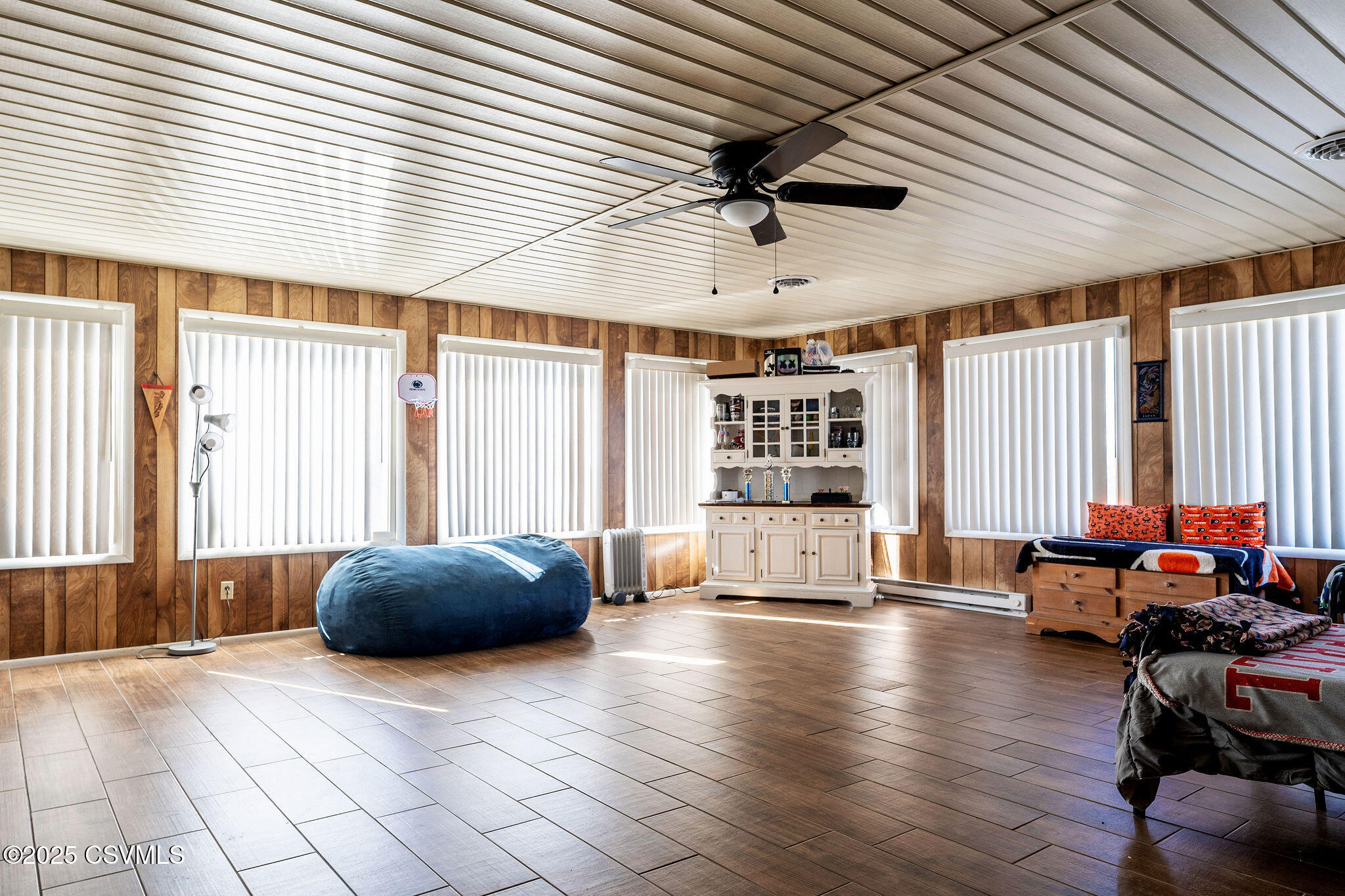795 SUNSET Lane