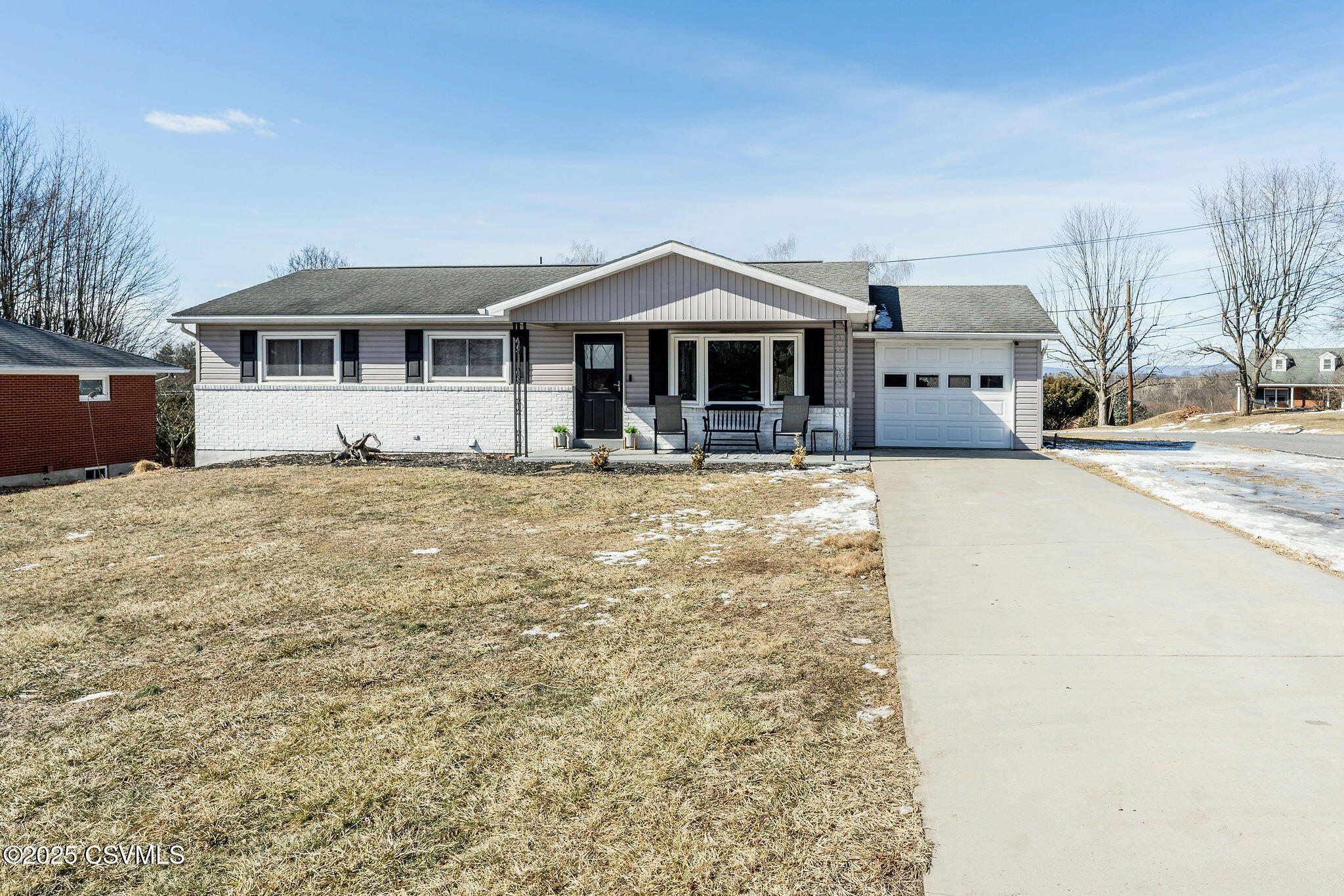 795 SUNSET Lane