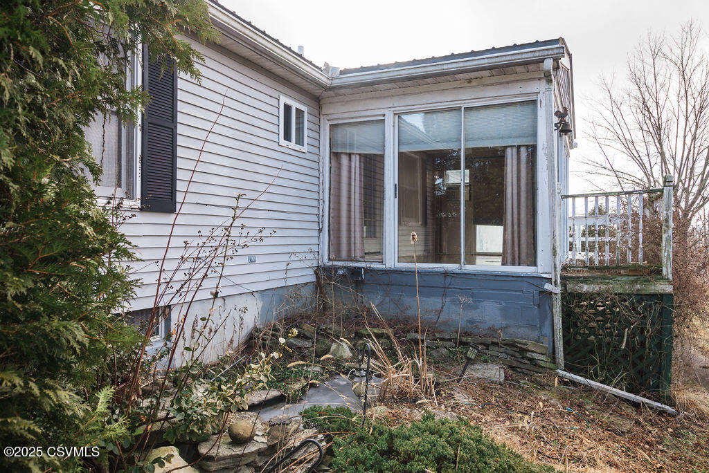 809 COUNTY LINE Road