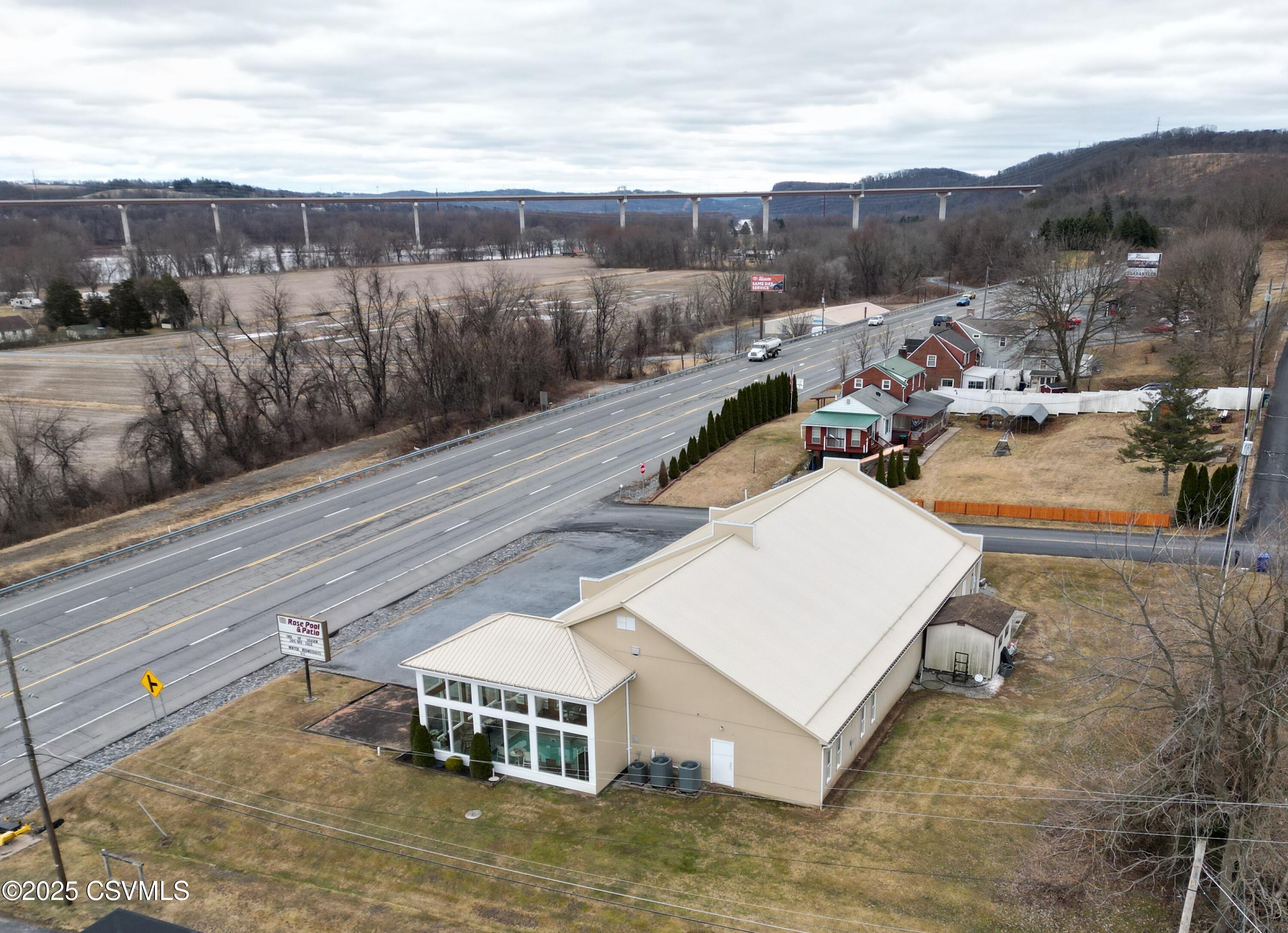 1689 WESTBRANCH Highway