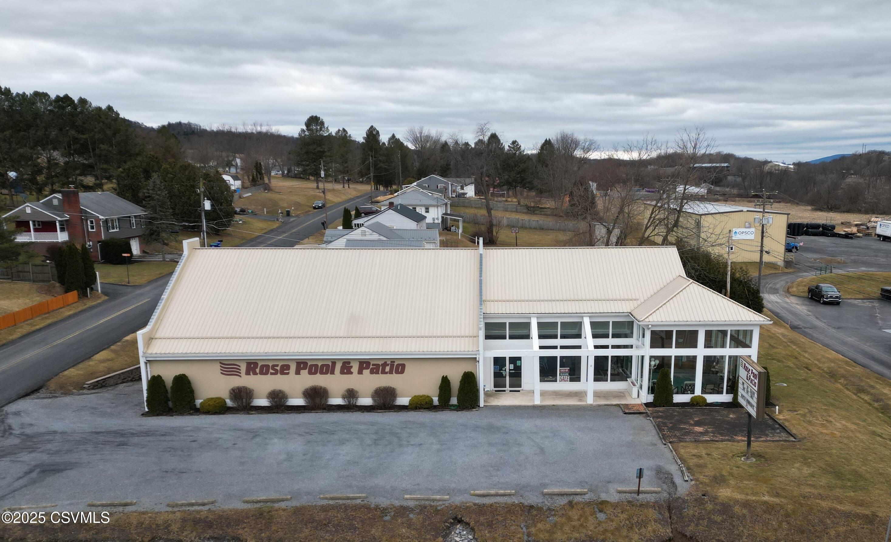 1689 WESTBRANCH Highway
