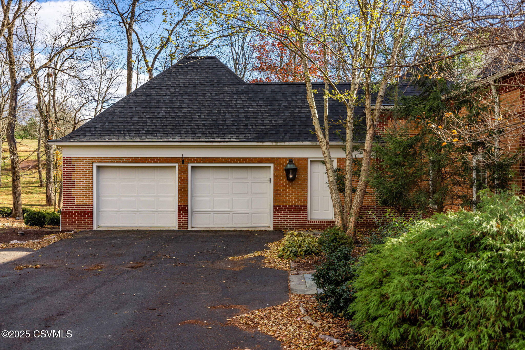 104 COUNTRYSIDE Lane
