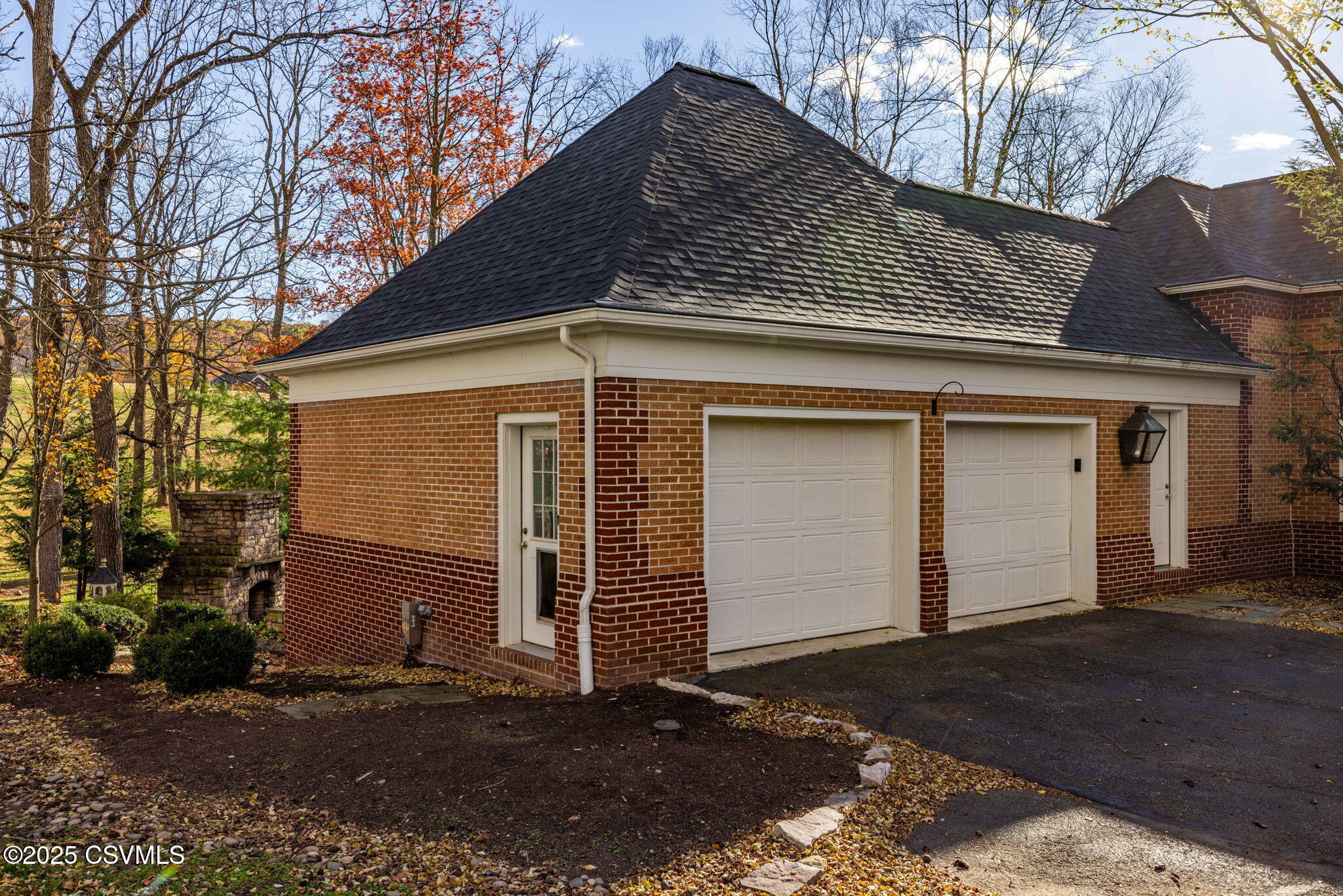 104 COUNTRYSIDE Lane