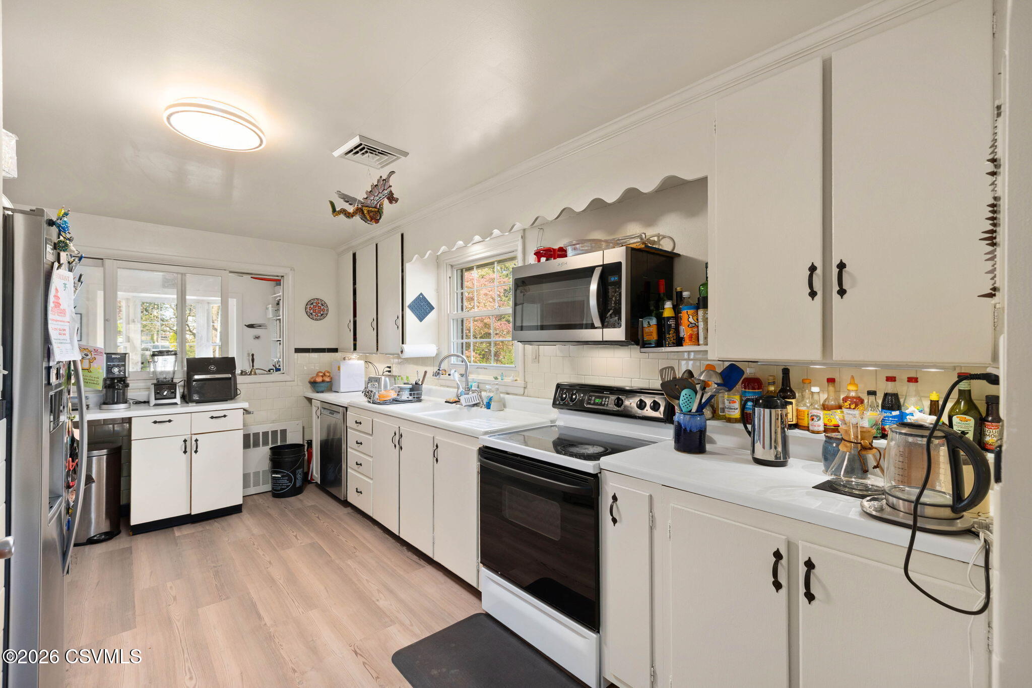 125 S 11TH Street