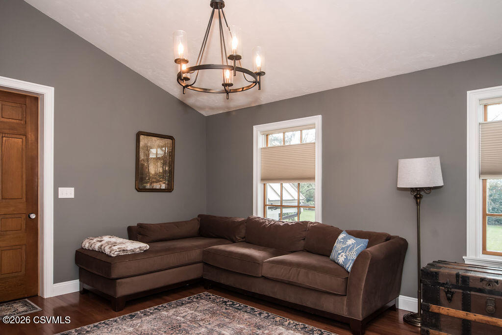 254 HARDSCRABBLE Lane