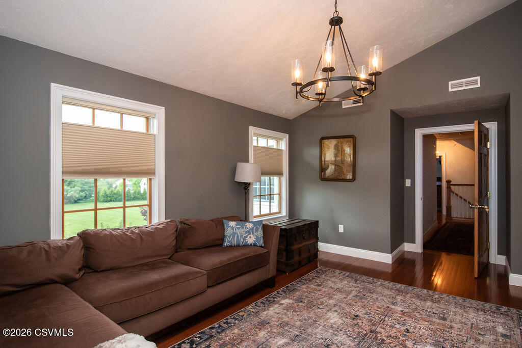 254 HARDSCRABBLE Lane