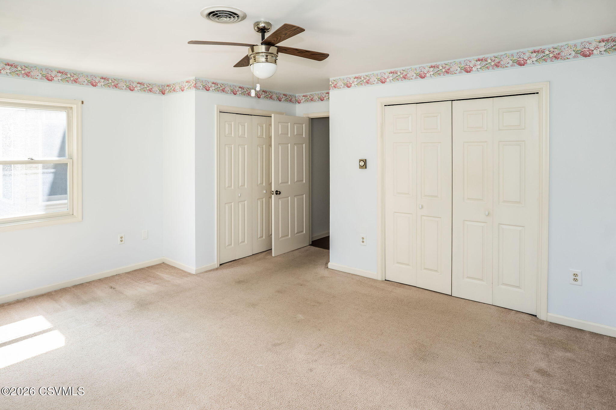 212 BIRCHTREE Lane
