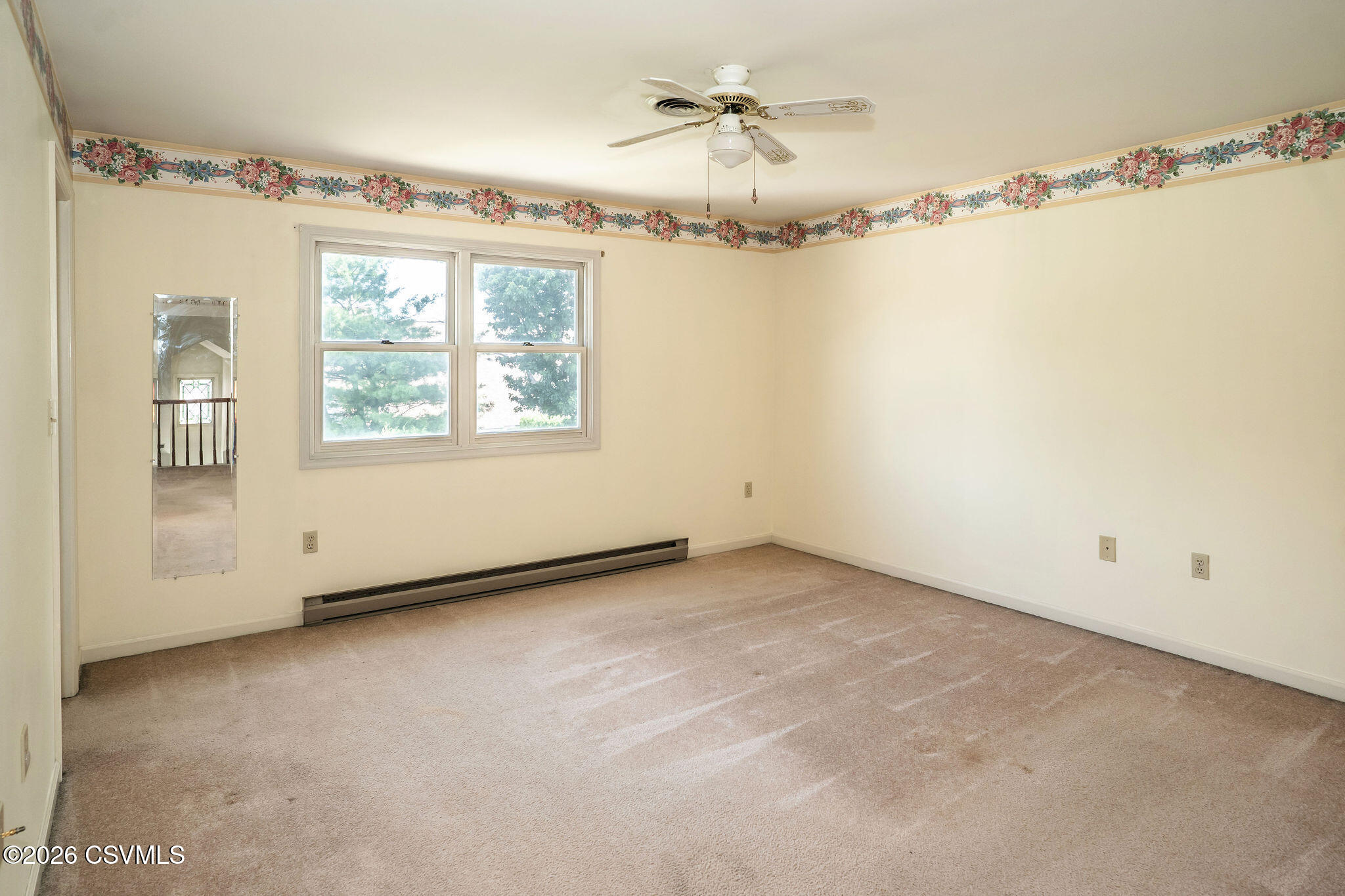 212 BIRCHTREE Lane