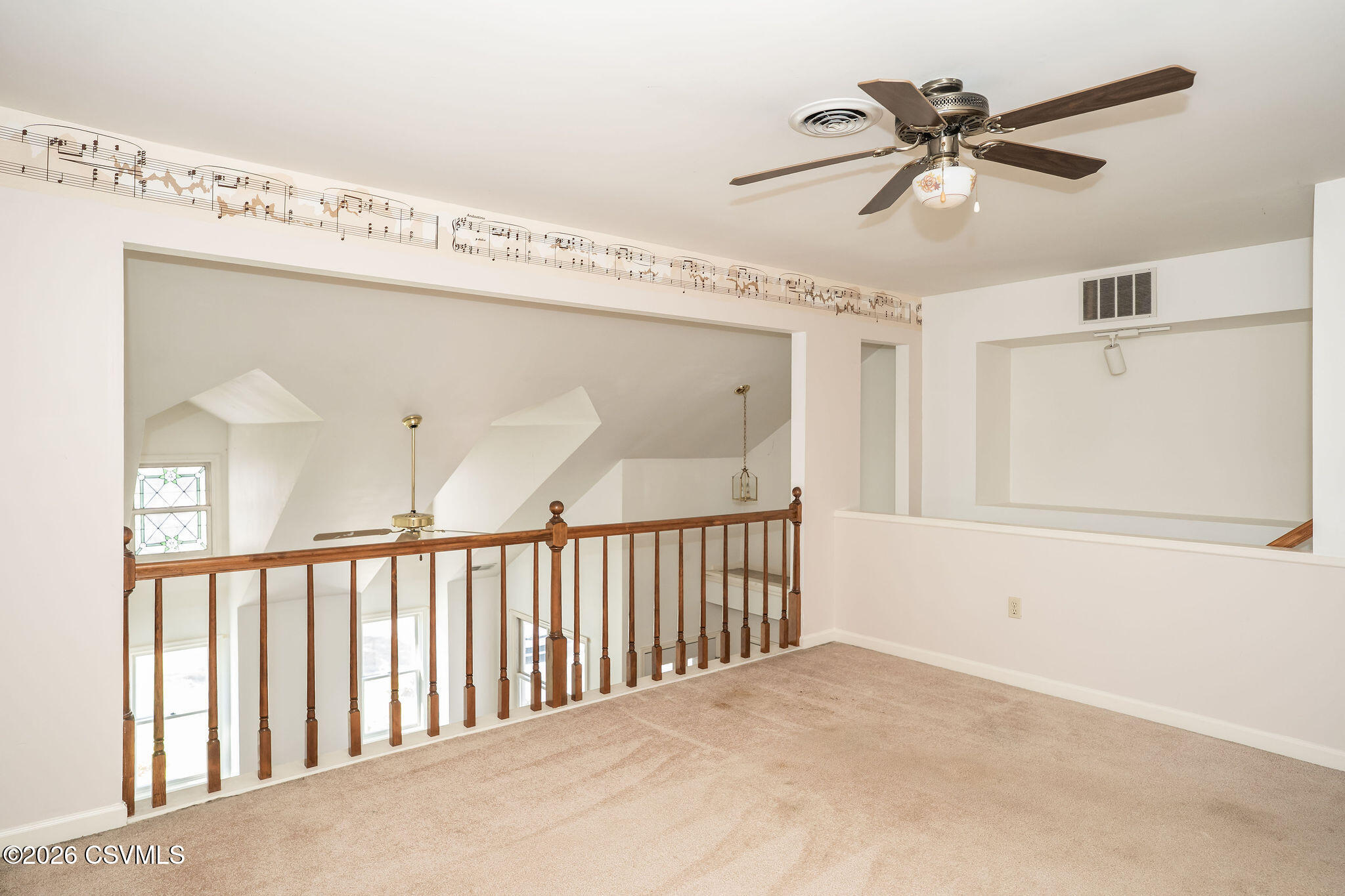 212 BIRCHTREE Lane