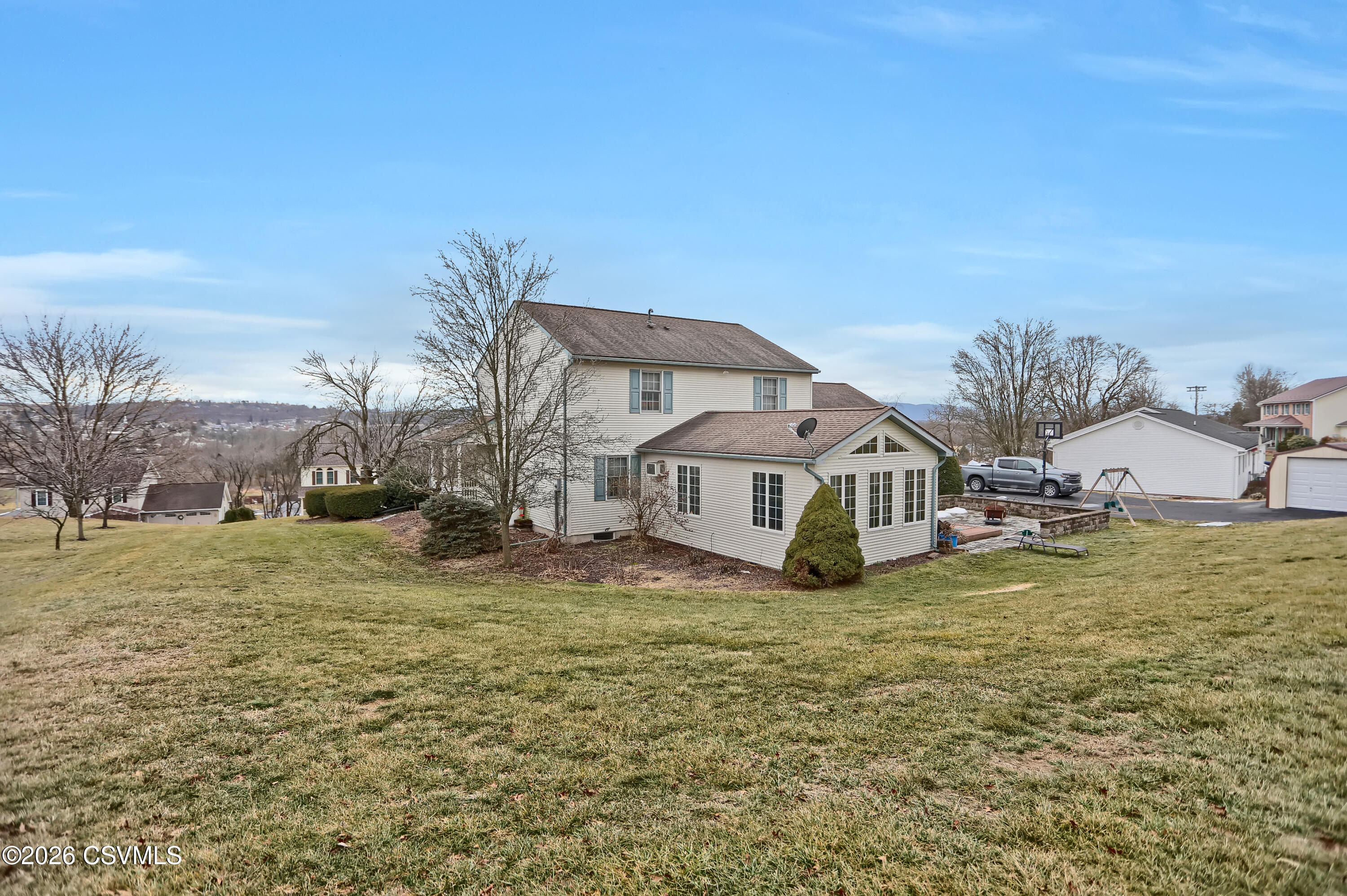 404 DANDEE Drive