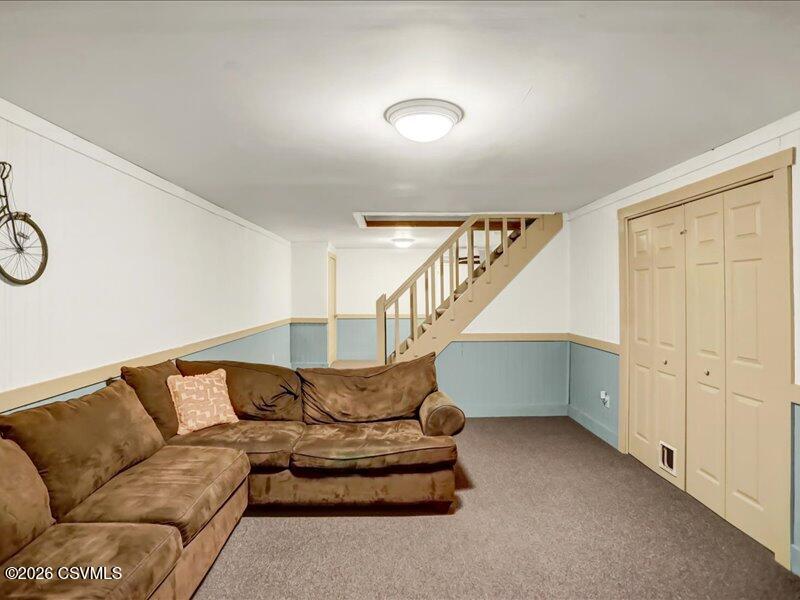 404 DANDEE Drive