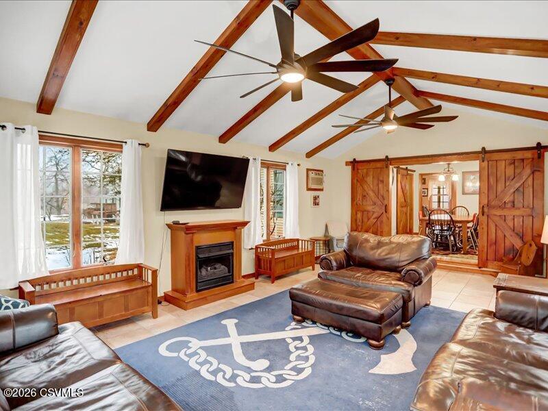 404 DANDEE Drive