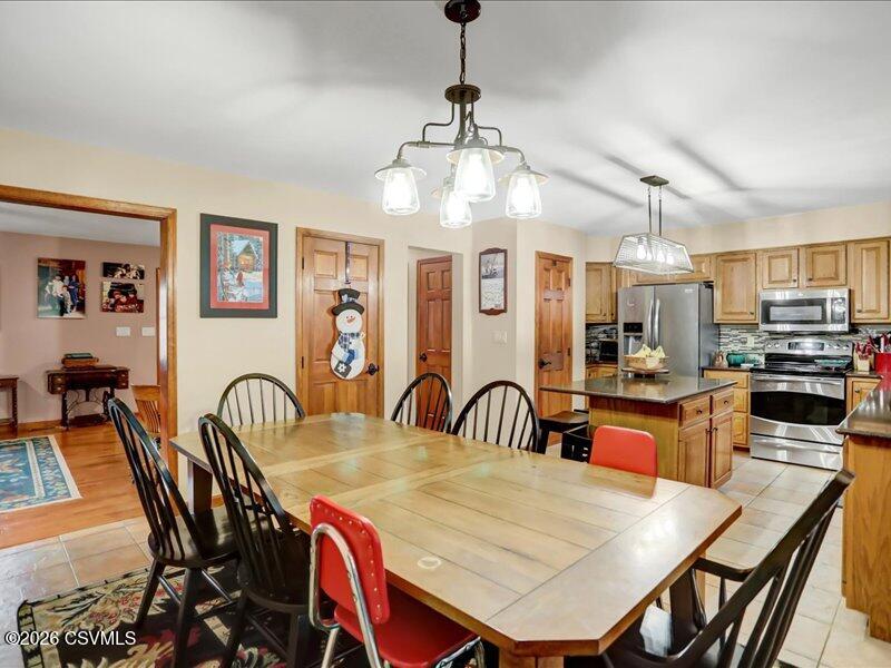 404 DANDEE Drive