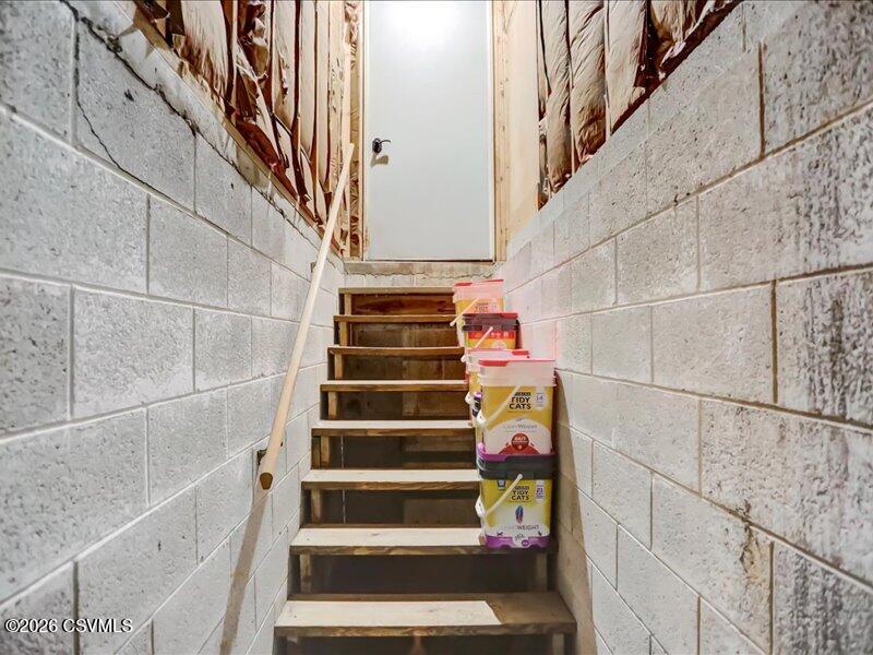 404 DANDEE Drive