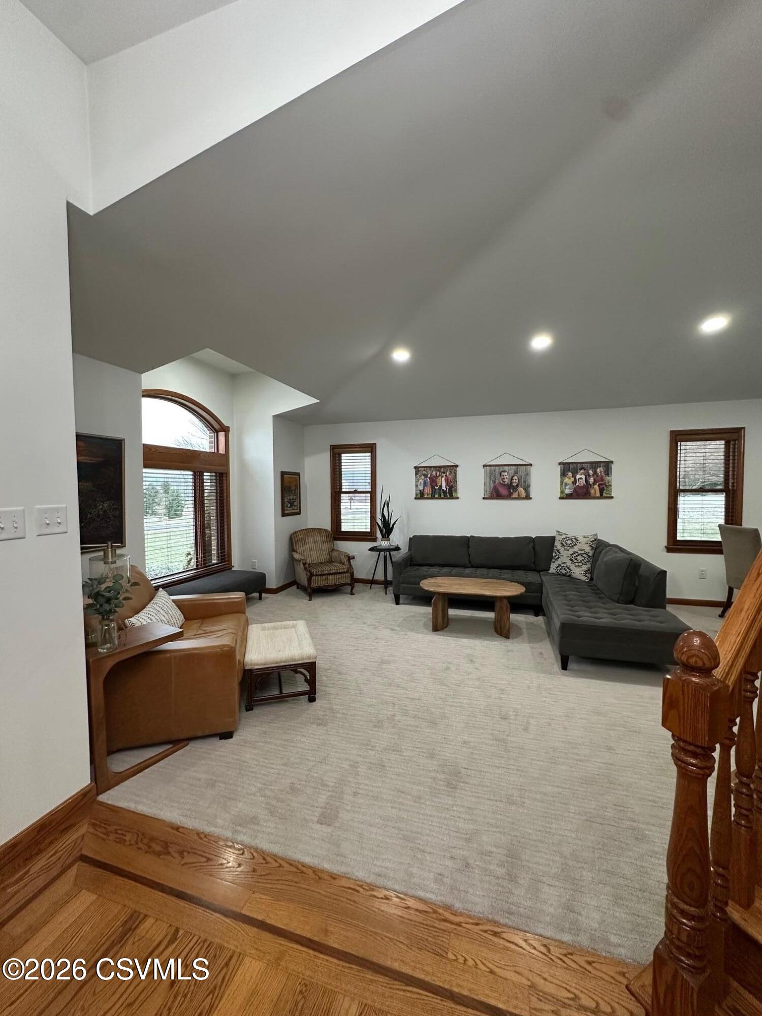 3 N MEADOW Court