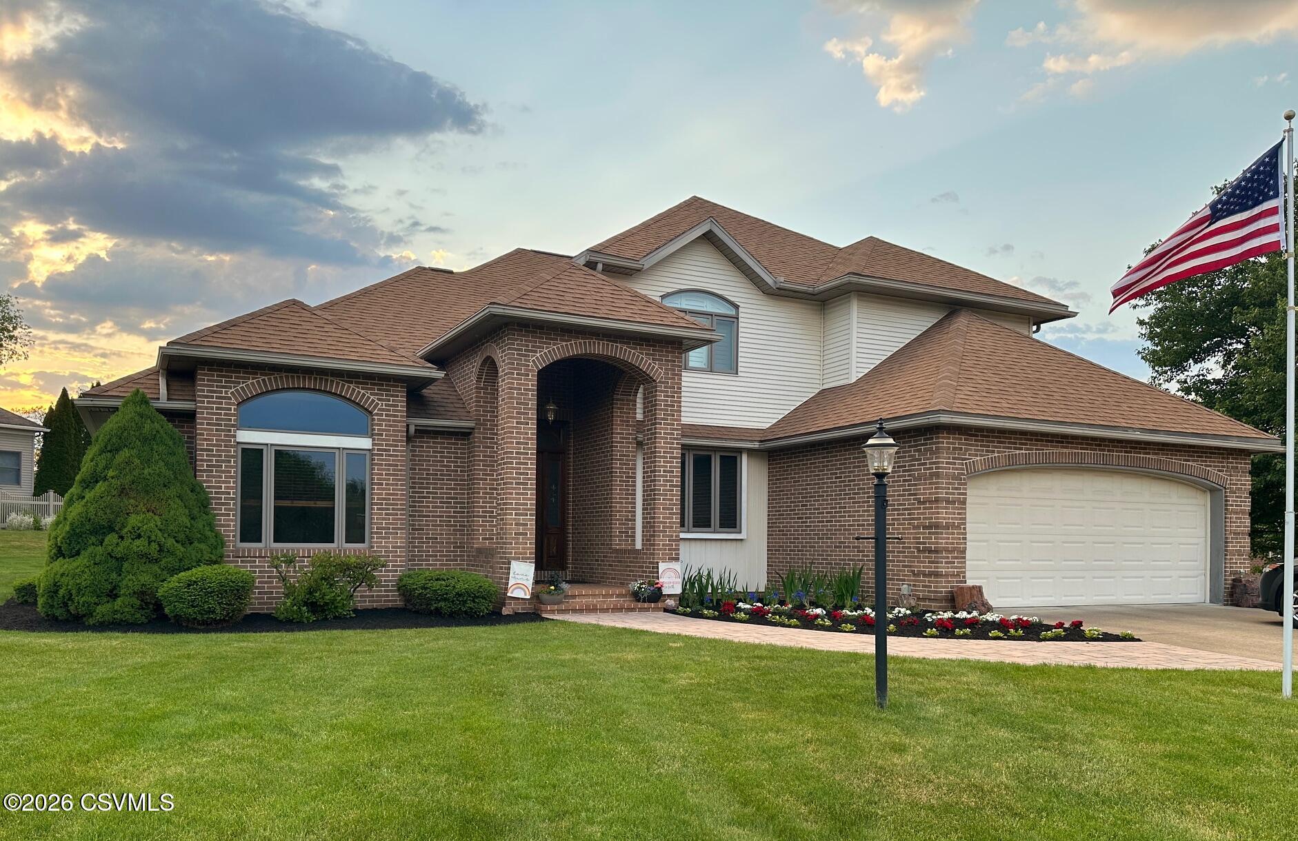 3 N MEADOW Court
