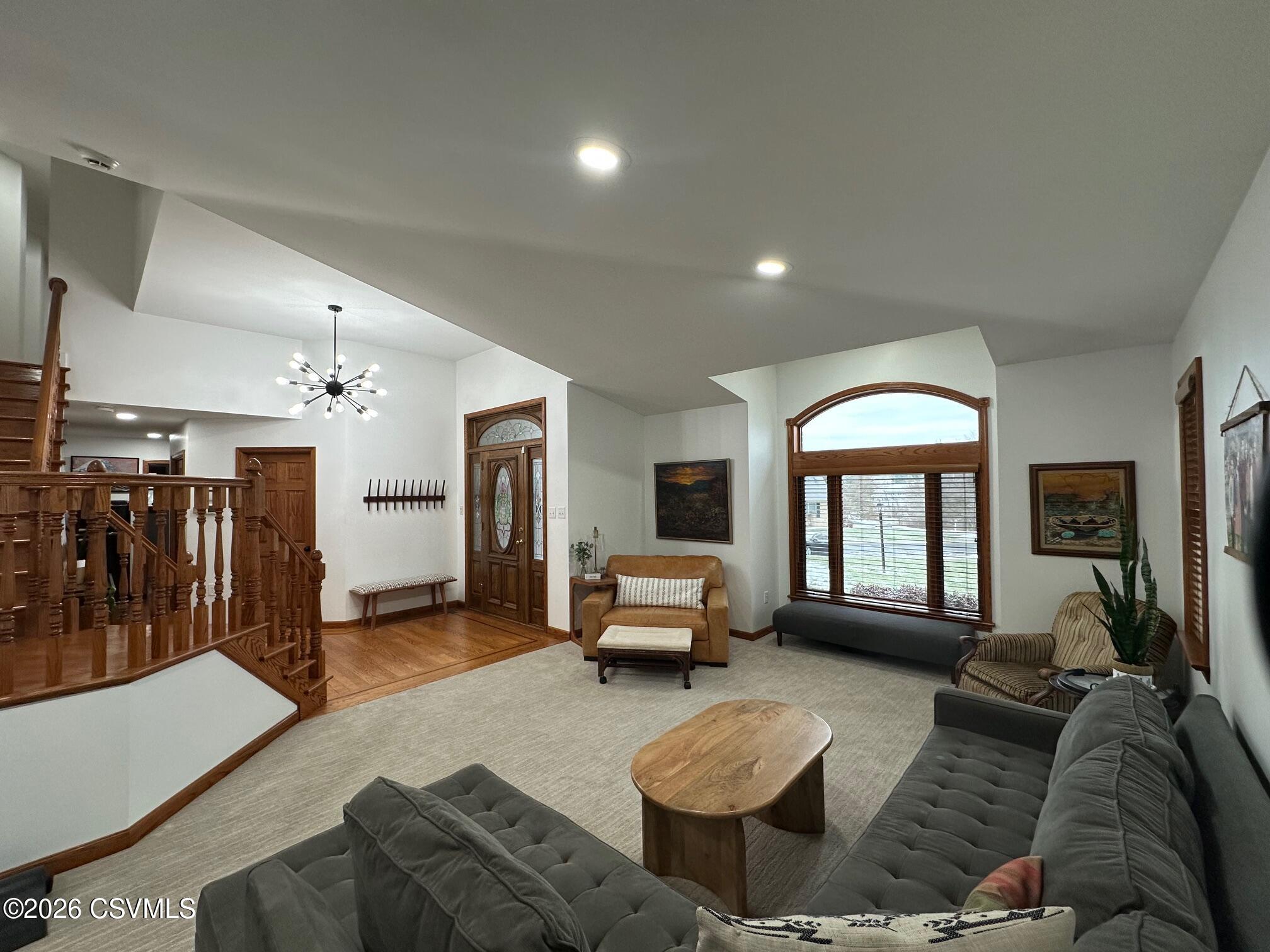 3 N MEADOW Court