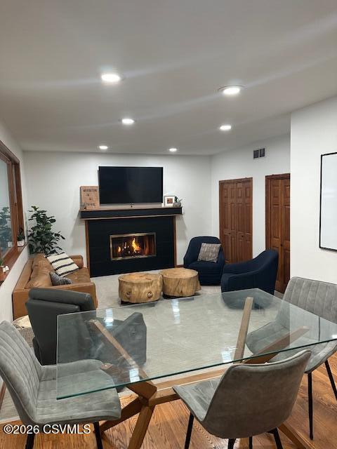 3 N MEADOW Court