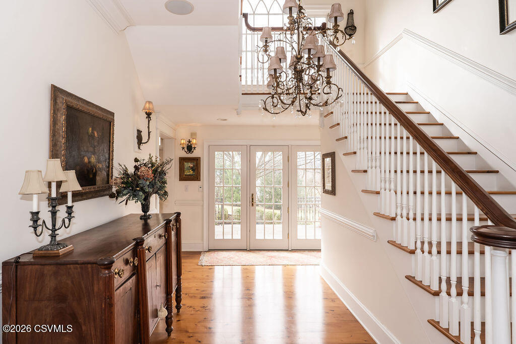 303 JONATHAN Road