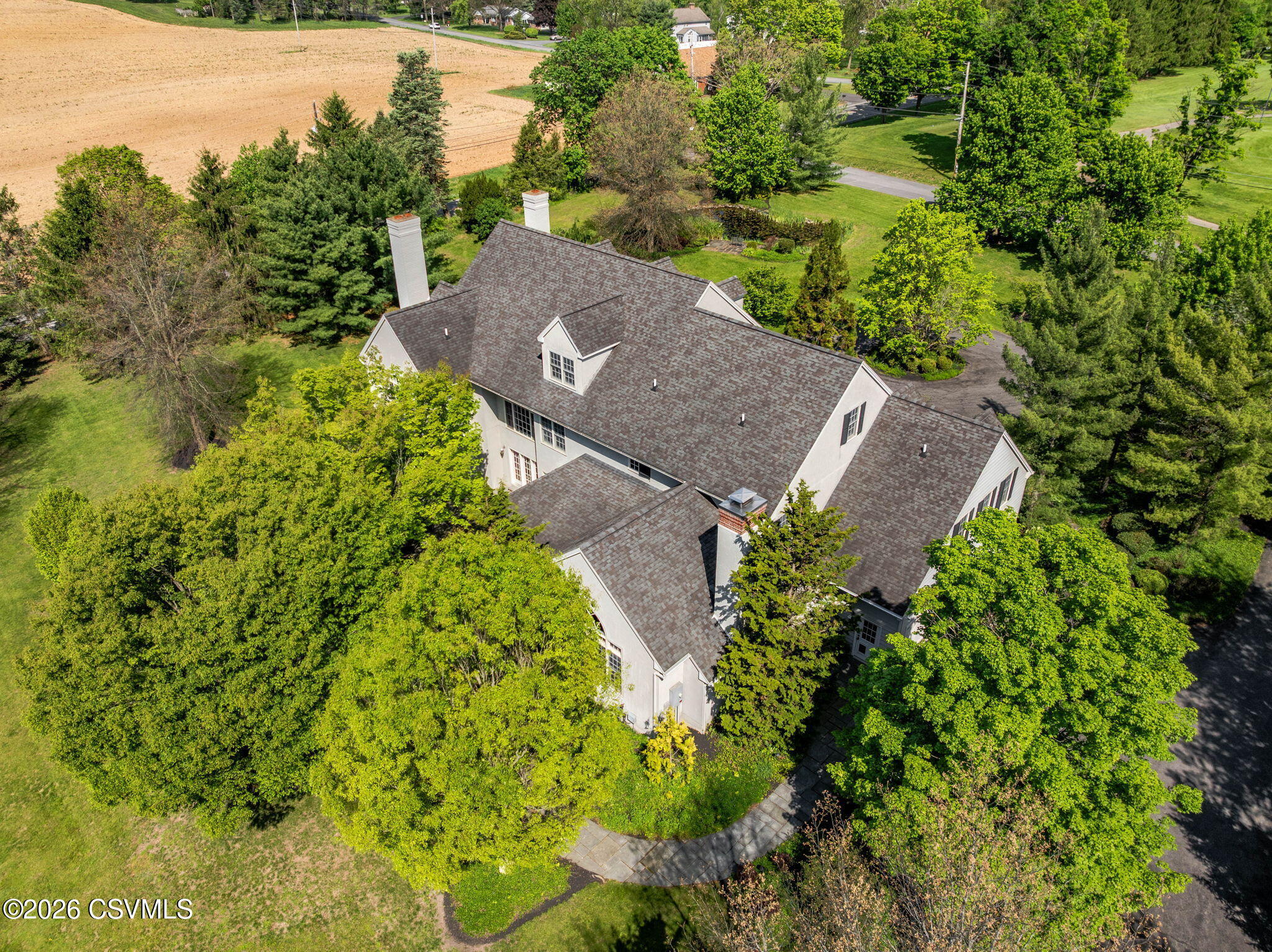 303 JONATHAN Road