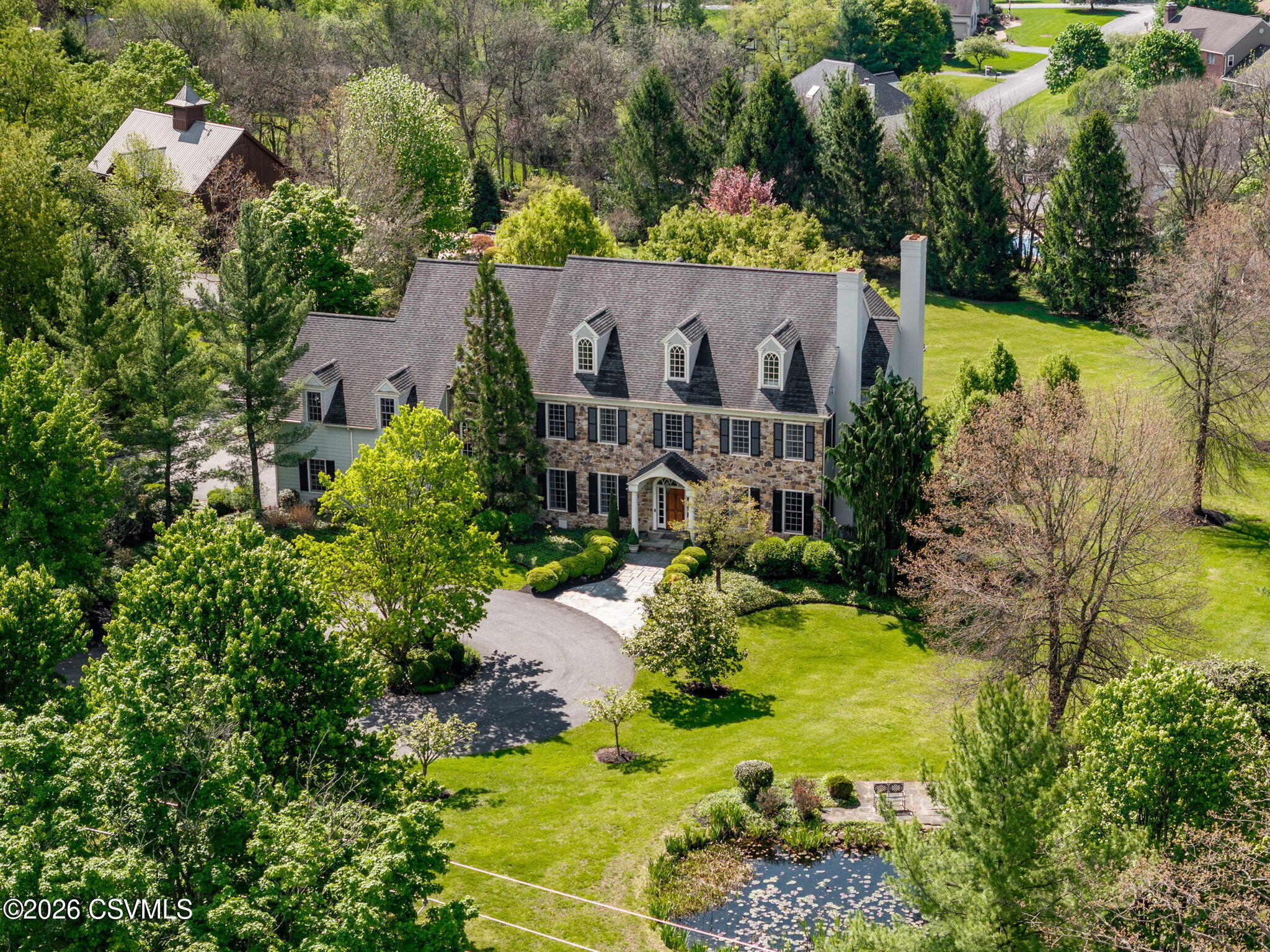 303 JONATHAN Road