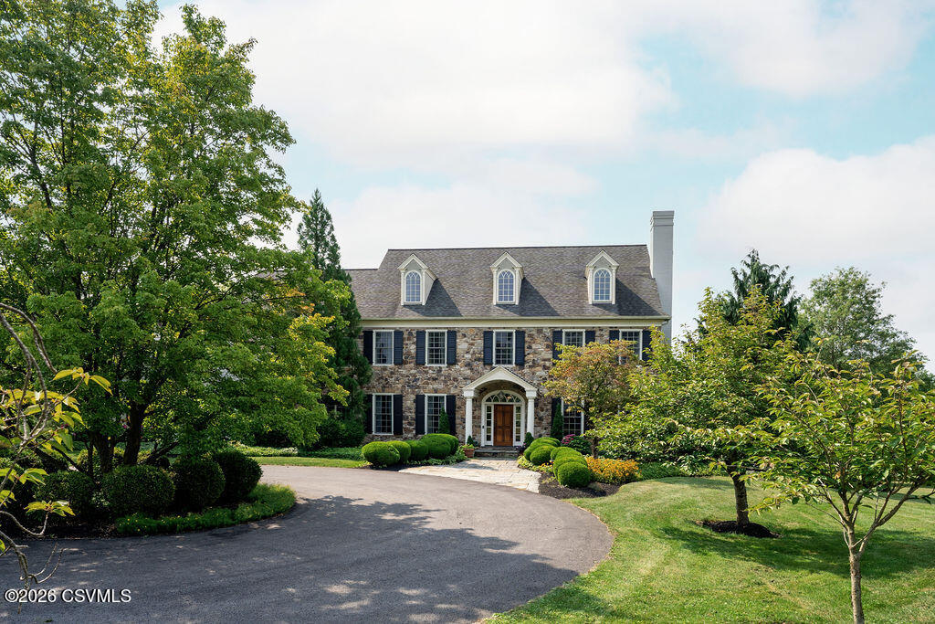 303 JONATHAN Road