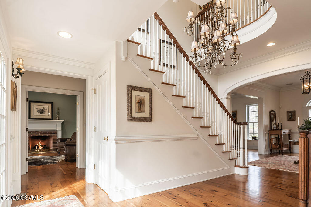 303 JONATHAN Road