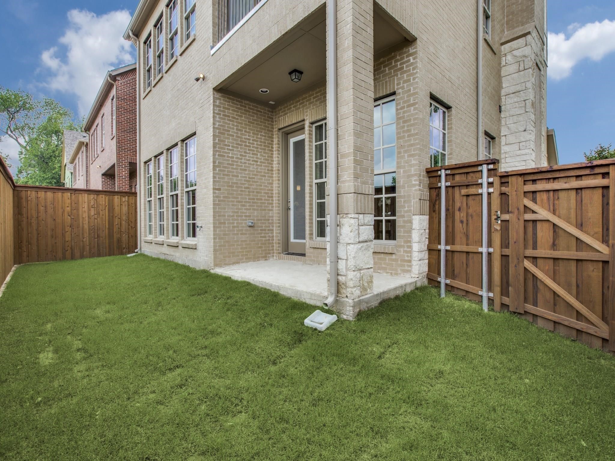 7140 Edmund Court