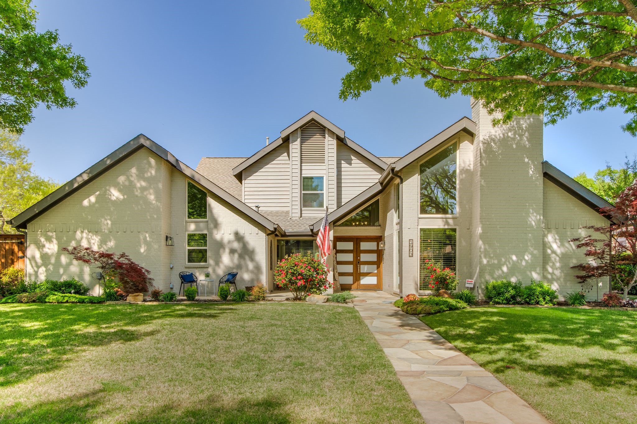 1903 Lilac Court