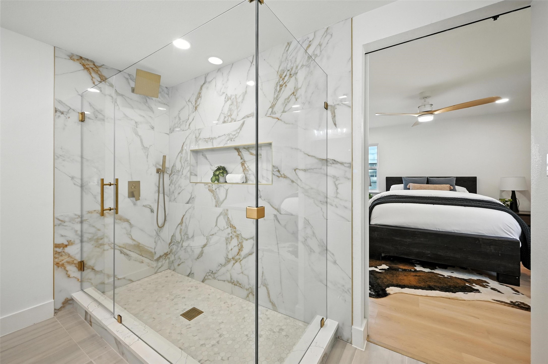 6912 Town North Drive