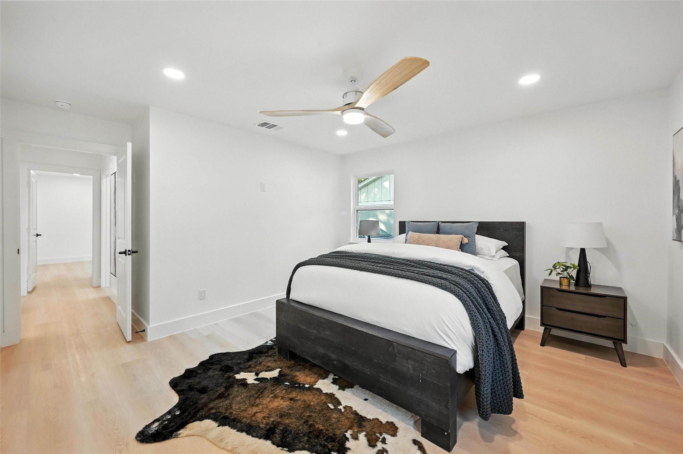 6912 Town North Drive