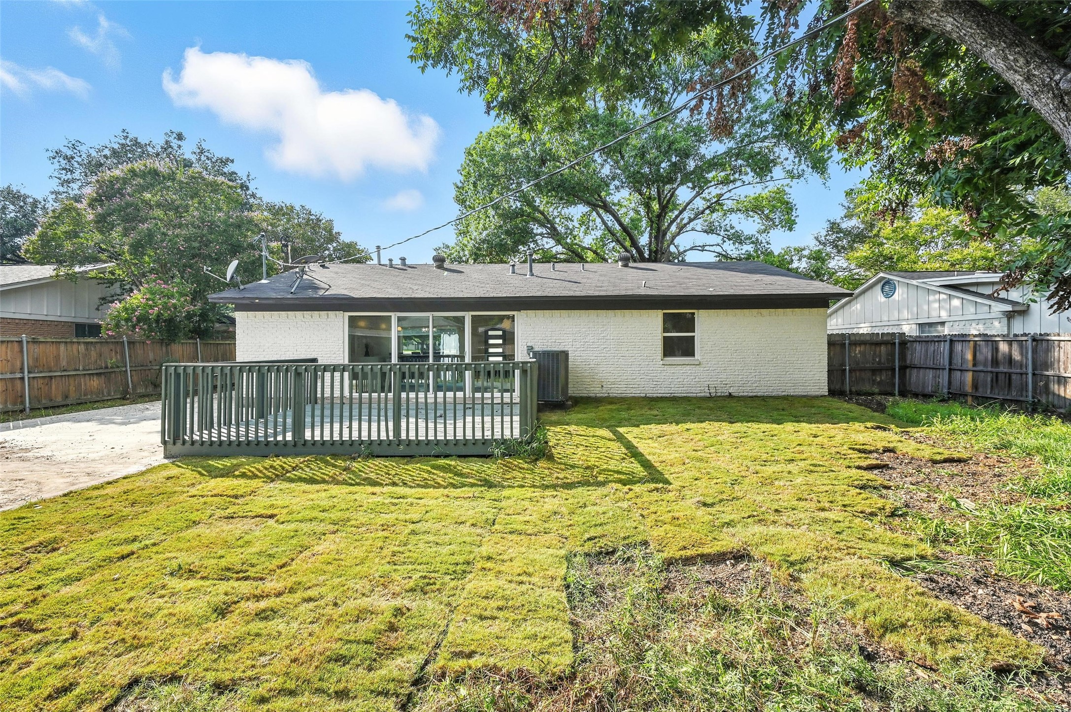 6912 Town North Drive