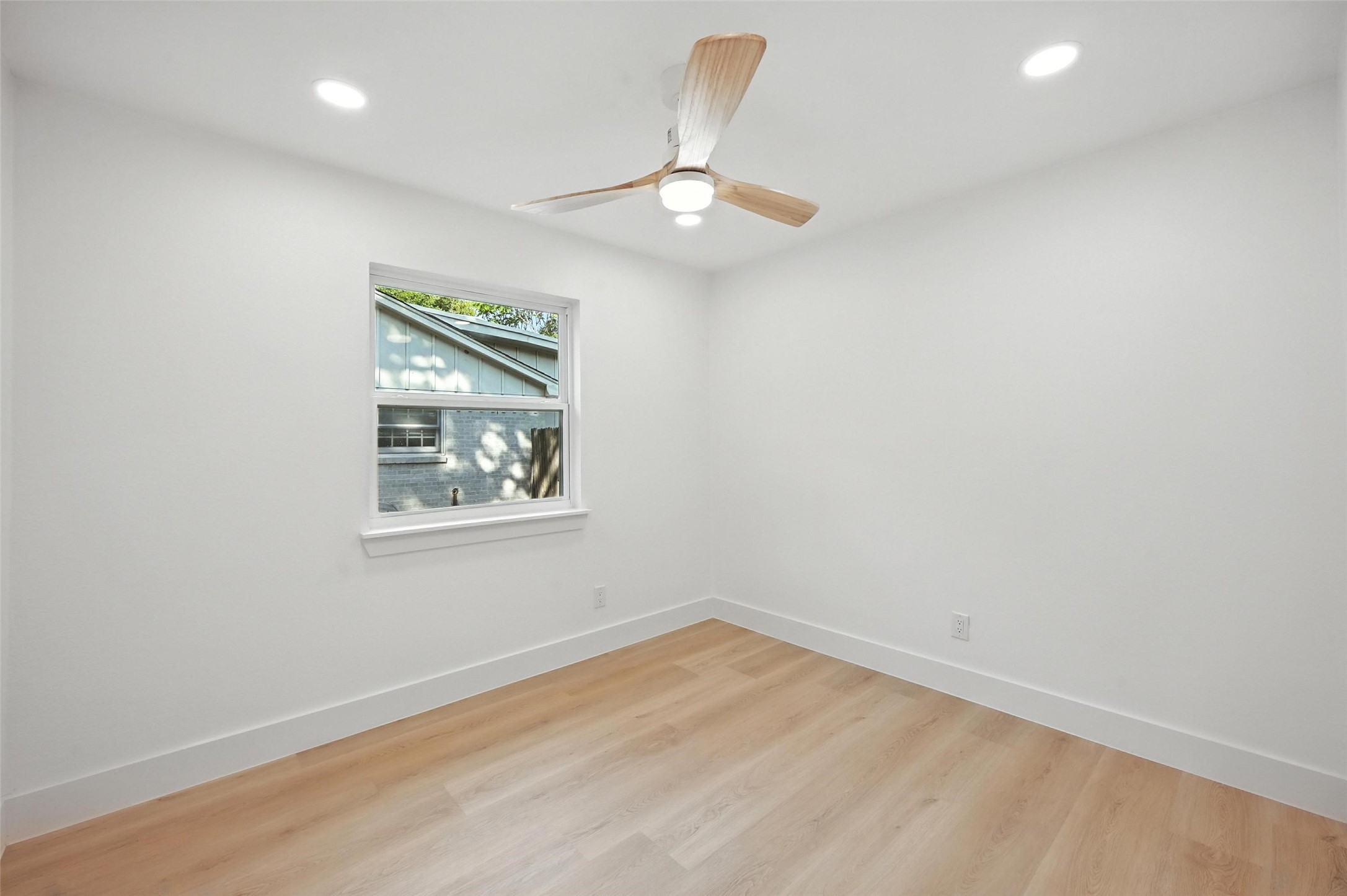 6912 Town North Drive