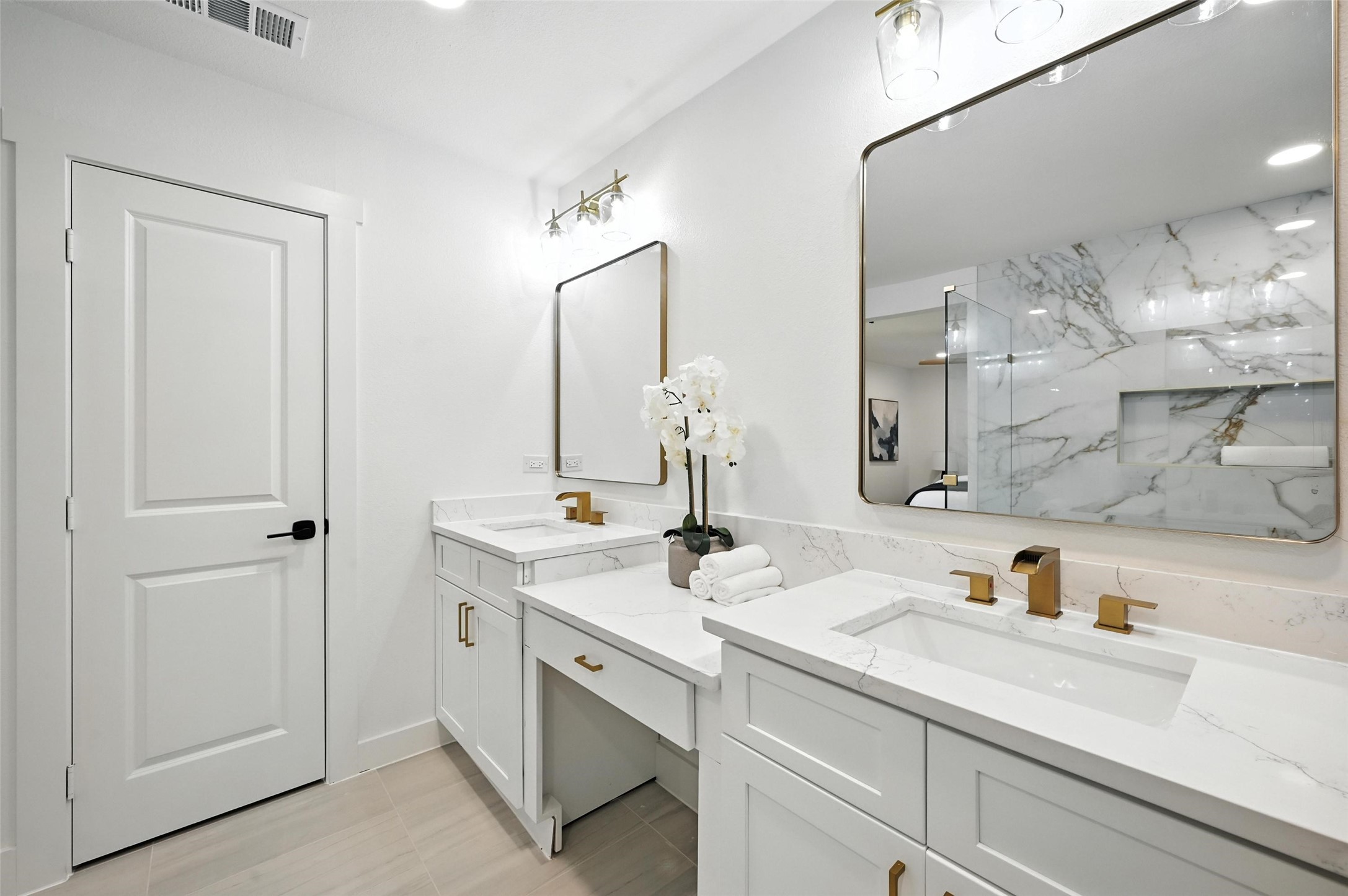 6912 Town North Drive