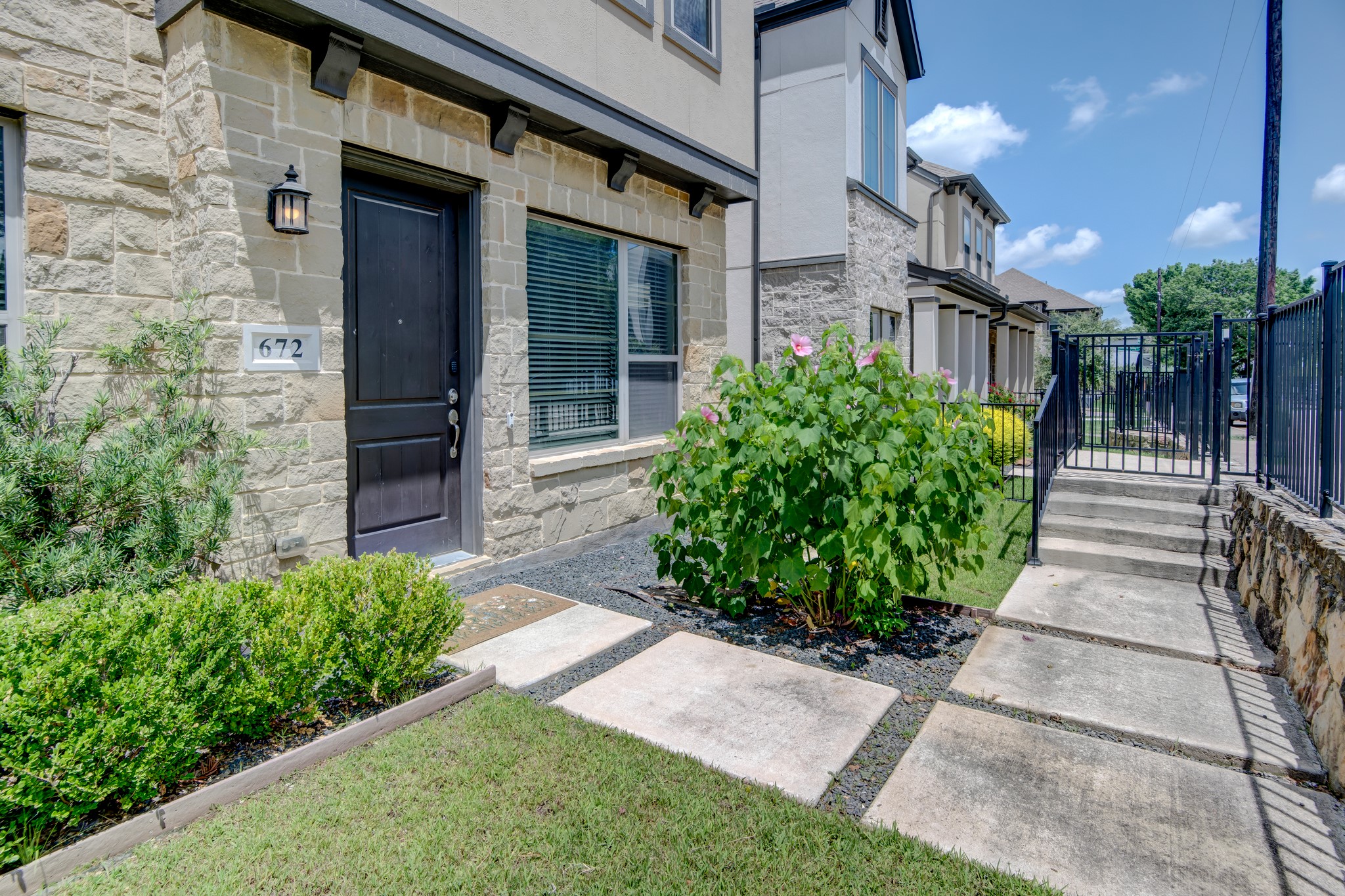 672 Aspen Valley Lane